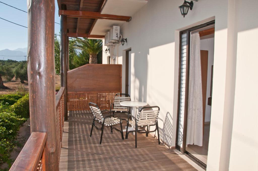 Oasis Apartments & Rooms Plakias Room photo